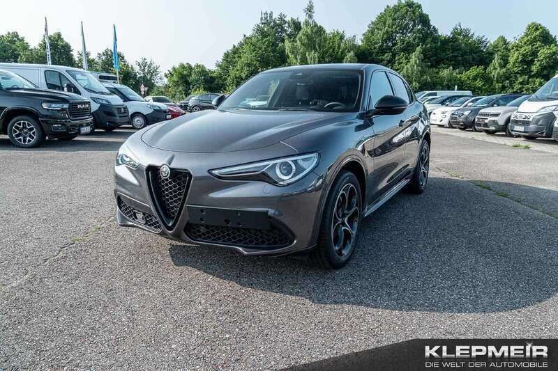 Sironi perlmutt/dach in peyran Gebraucht 2023 Alfa Romeo Stelvio Veloce SUV | 42.990 € (Fairer Preis) - Bild 1/4