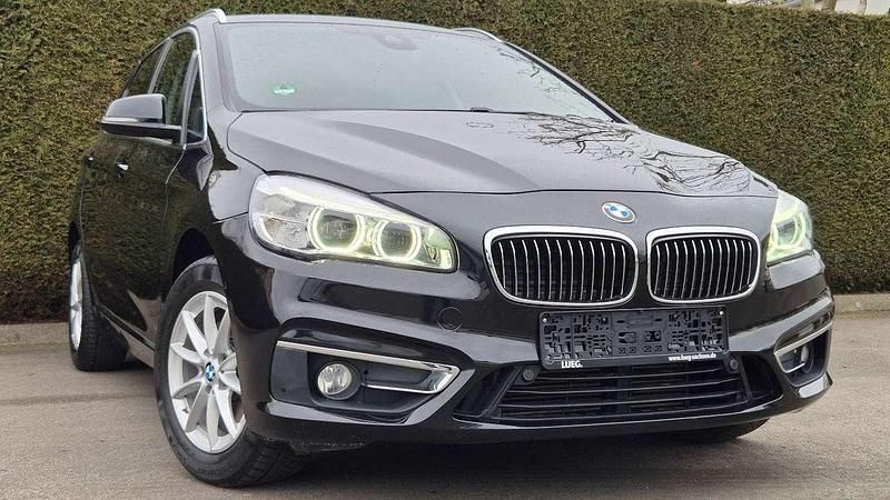 Schwarz Gebraucht 2016 BMW 216 Van / Kleinbus | 12.800 € (Fairer Preis) - Bild 1/4