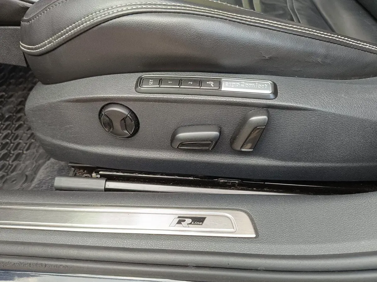 Gebraucht VW Passat Highline 190 PS (139 kW) 2016 Schwarz Kombi