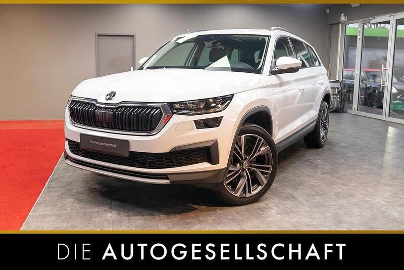 Moonweiss metallic Gebraucht 2022 Skoda Kodiaq Tour SUV | 35.990 € (Superpreis) - Bild 1/2
