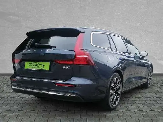 Gebraucht Volvo V60 184 PS (135 kW) 2023 Kombi