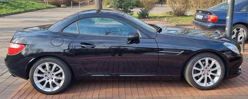 Gebraucht Mercedes SLK200 184 PS (135 kW) 2012 Schwarz Cabrio