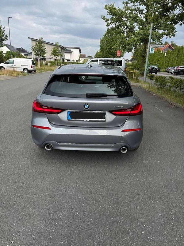 Gebraucht BMW 118 150 PS (110 kW) 2023 Silber Kleinwagen