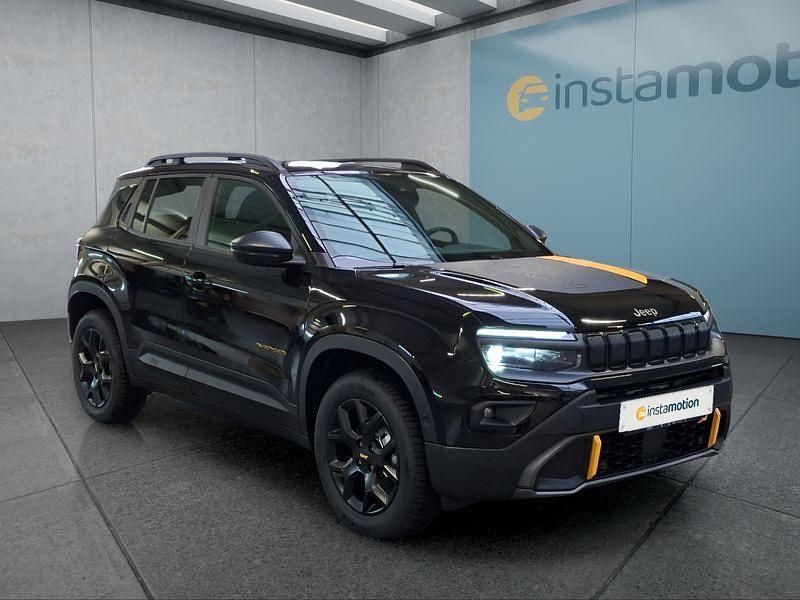 Neu Jeep Avenger North 145 PS (106 kW) 2025 Schwarz SUV