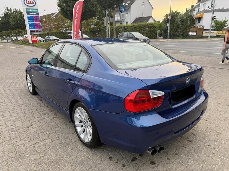 Blau Gebraucht 2007 BMW 320 M Sport Limousine | 3.300 € (Superpreis) - Bild 1/4