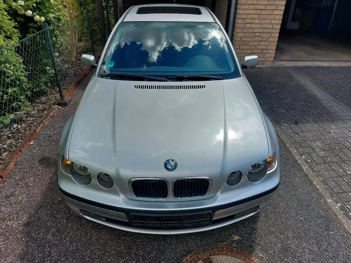 Gebraucht BMW 316 116 PS (85 kW) 2003 Silber Coupé