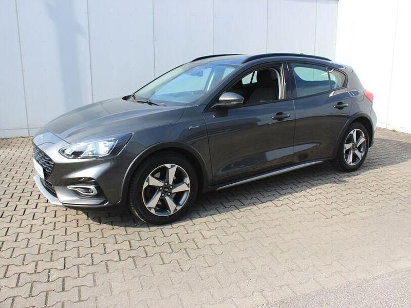 Gebraucht Ford Focus Active 125 PS (91 kW) 2019 Grau Limousine