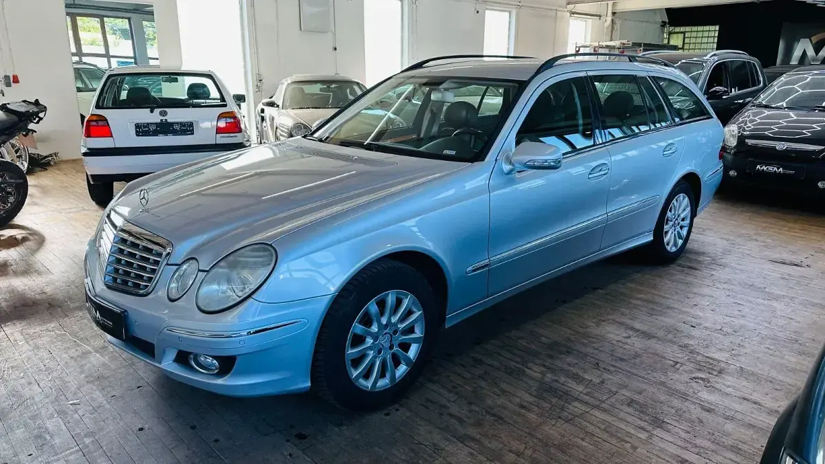 Gebraucht Mercedes E350 272 PS (200 kW) 2007 Silber Kombi