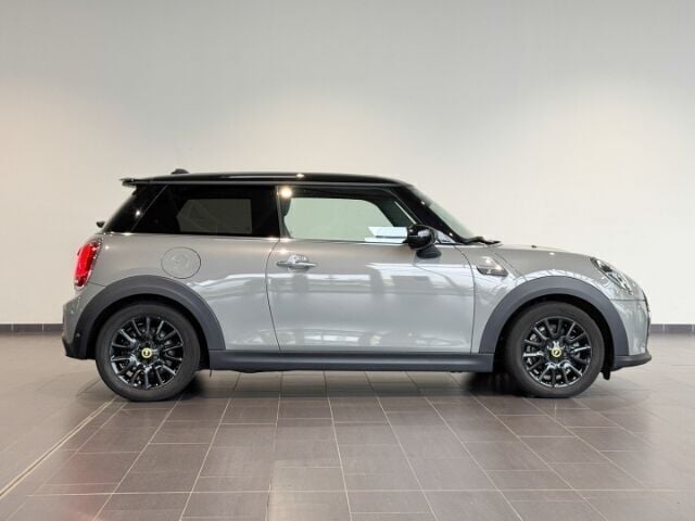 Gebraucht Mini Cooper S Classic 135 kW (184 PS) 2021 Andere farbe Kleinwagen