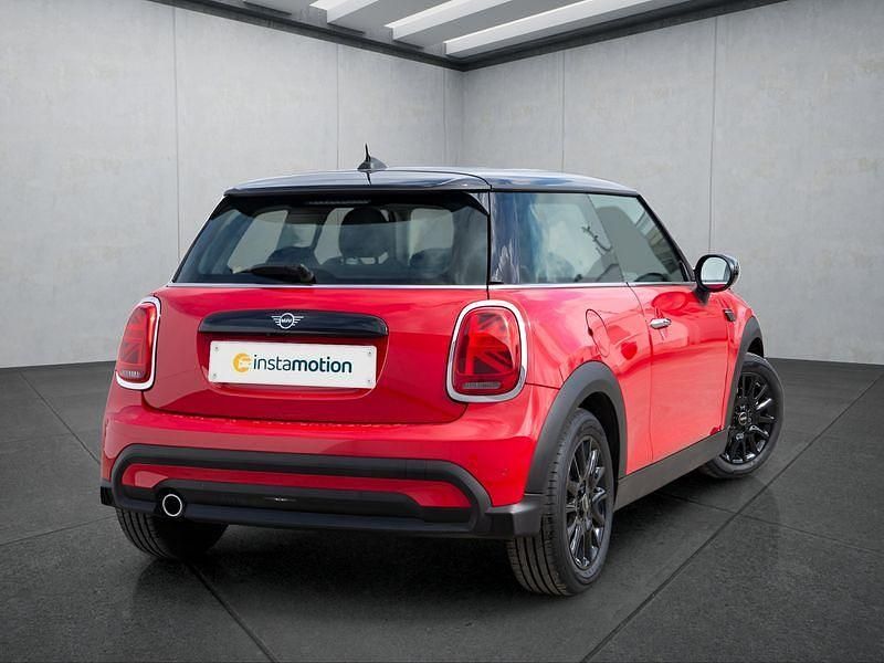 Gebraucht Mini Cooper 136 PS (100 kW) 2023 Rot Kleinwagen