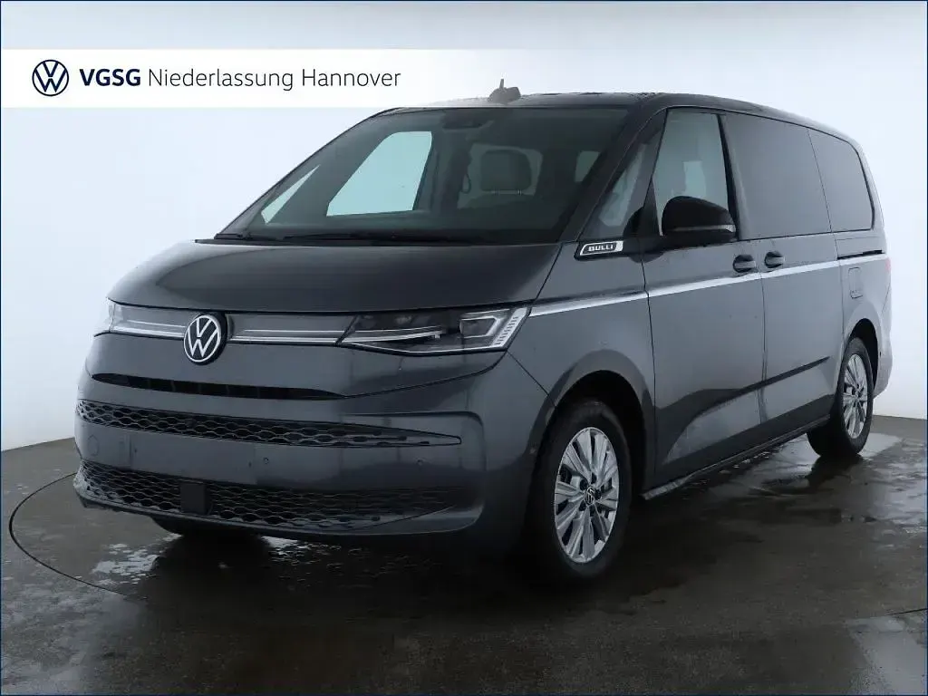Begagnad VW Multivan Style 177 HK (130 kW) 2025 Grå Minibuss
