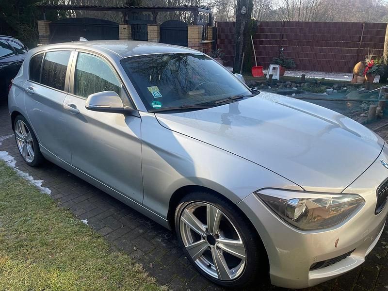 Gebraucht BMW 116 136 PS (100 kW) 2012 Silber Kleinwagen