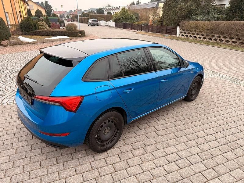 Gebraucht Skoda Scala Monte Carlo 150 PS (110 kW) 2021 Blau Kleinwagen