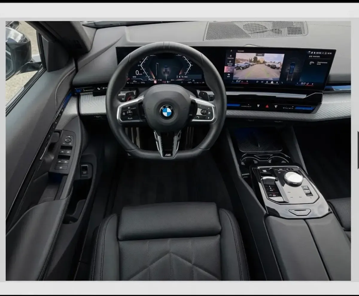 Gebraucht BMW 520 M Sport 204 PS (150 kW) 2024 Andere farben Limousine