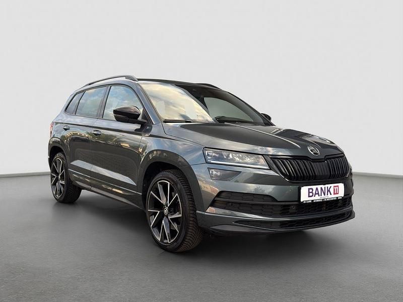 Grau Gebraucht 2019 Skoda Karoq SportLine SUV | 17.890 € (Fairer Preis) - Bild 1/4