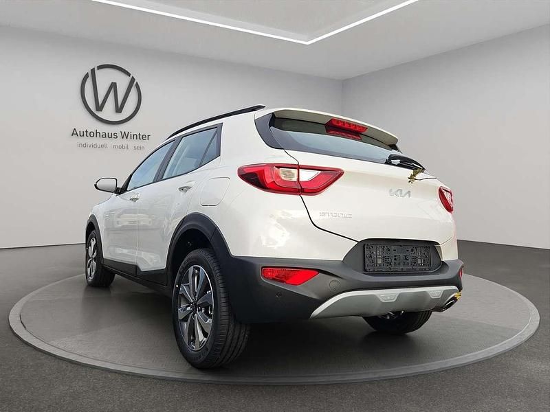 Gebraucht Kia Stonic Vision 101 PS (74 kW) 2024 Weiß SUV