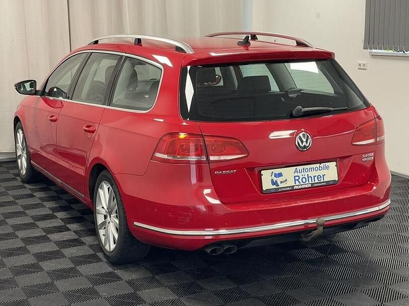 Gebraucht VW Passat Highline 140 PS (102 kW) 2011 Rot tornadorot Kombi