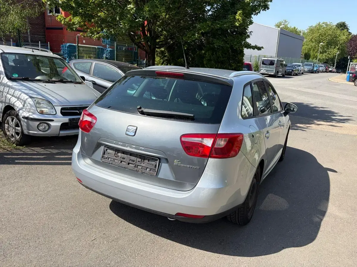 Gebraucht Seat Ibiza ST Style 86 PS (63 kW) 2010 Silber Kombi