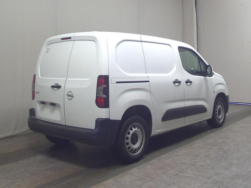 Gebraucht Opel Combo Edition 102 PS (75 kW) 2020 Jade weiss/arktis weiss Limousine