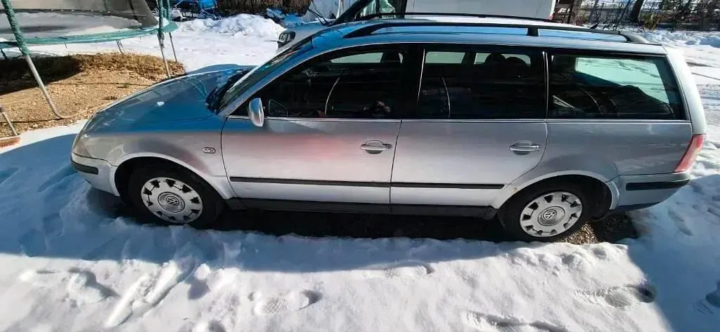 Second-hand VW Passat 131 CP (96 kW) 2003 Argintiu Break
