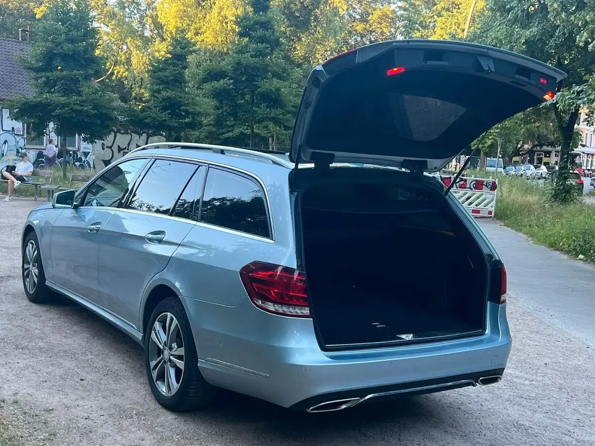 Gebraucht Mercedes E220 Avantgarde 170 PS (125 kW) 2013 Silber Kombi