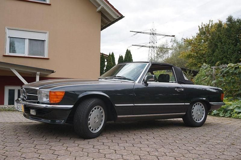 Schwarz Gebraucht 1988 Mercedes SL300 Cabrio | 42.000 € - Bild 1/4