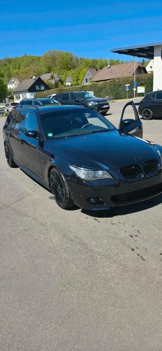 Gebraucht BMW 545 333 PS (244 kW) 2004 Schwarz Kombi