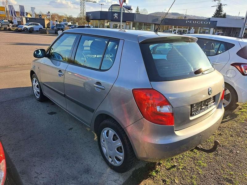 Gebraucht Skoda Fabia Ambiente 105 PS (77 kW) 2009 Cappuccinobeige metallic Kleinwagen