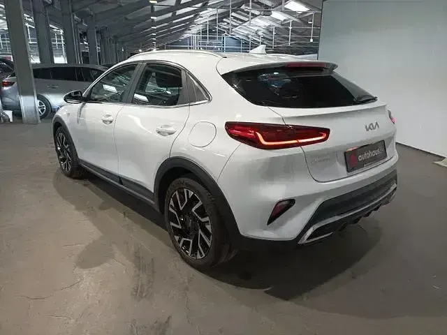 Gebraucht Kia XCeed Vision 160 PS (117 kW) 2023 Weiß SUV