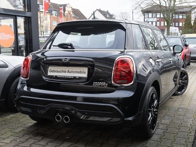 Gebraucht Mini Cooper S 178 PS (130 kW) 2023 Schwarz Kleinwagen