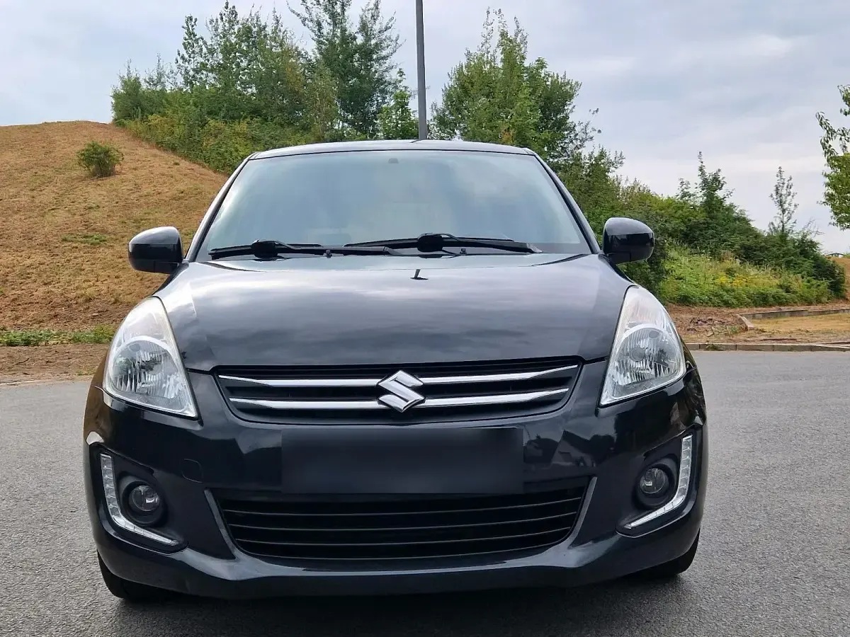 Gebraucht Suzuki Swift 94 PS (69 kW) 2016 Schwarz Kleinwagen