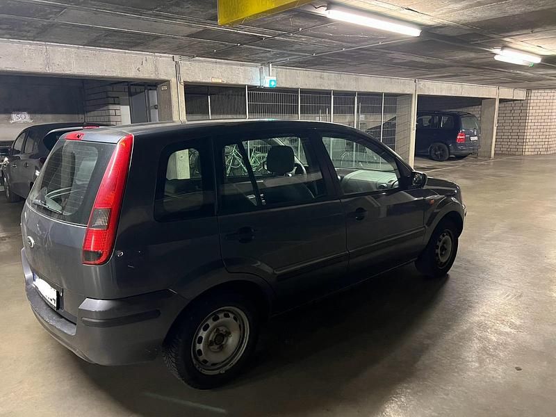 Gebraucht Ford Fusion 90 PS (66 kW) 2003 Grau Kleinwagen