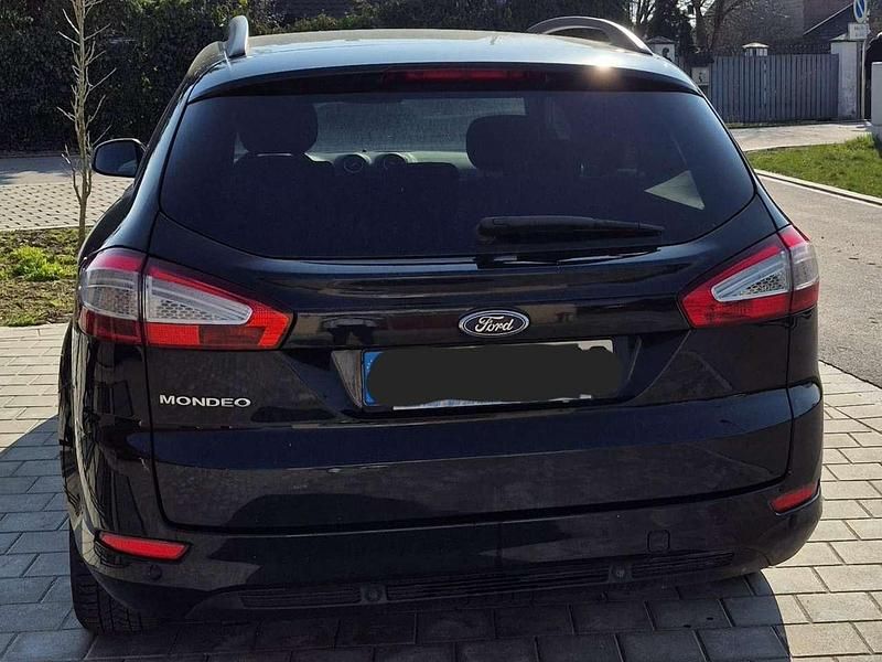 Gebraucht Ford Mondeo Trend 116 PS (85 kW) 2011 Schwarz Kombi