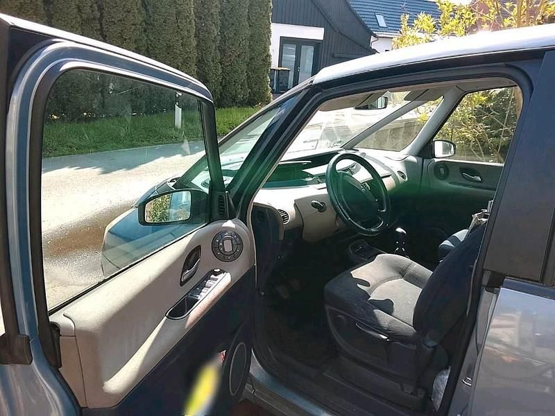Second-hand Renault Espace 150 CP (110 kW) 2005 Monovolum