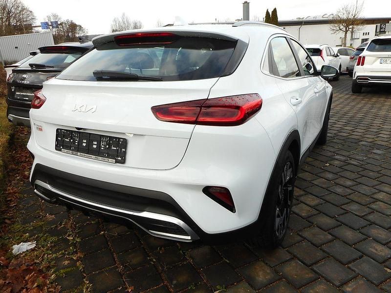 Gebraucht Kia XCeed Vision 120 PS (88 kW) 2023 Weiß SUV