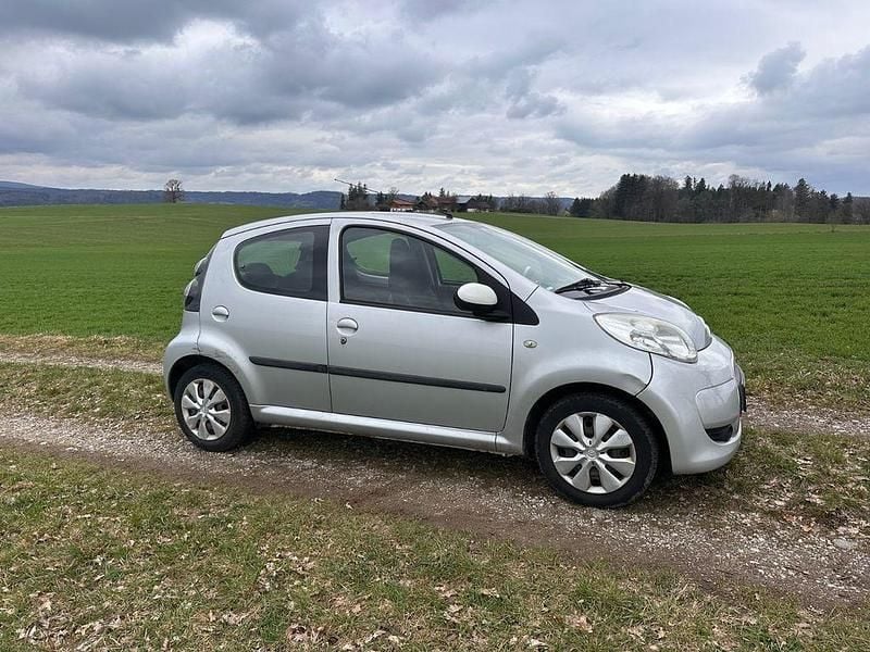 Gebraucht Citroën C1 68 PS (50 kW) 2011 Silber Kleinwagen