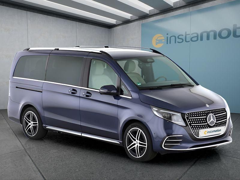 Blau Gebraucht 2024 Mercedes V250 Van / Kleinbus | 79.749 € - Bild 1/4