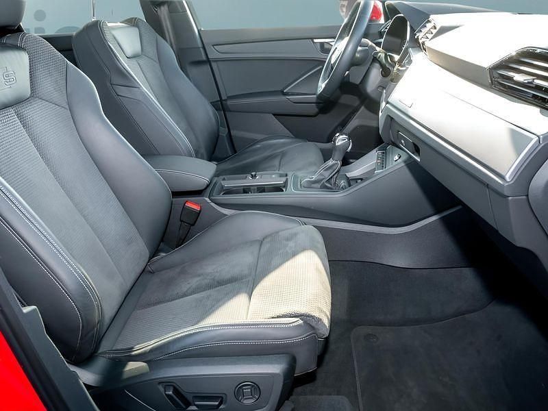 Gebraucht Audi Q3 S-Line 150 PS (110 kW) 2022 Rot SUV