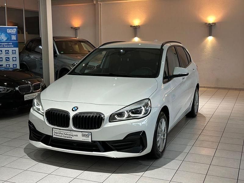 Gebraucht BMW 218 Active Tourer 150 PS (110 kW) 2019 Weiß Van / Kleinbus