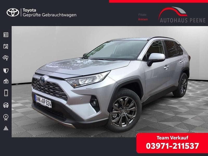 Lichtsilber Gebraucht 2024 Toyota RAV4 Hybrid Team SUV | 40.980 € (Fairer Preis) - Bild 1/4