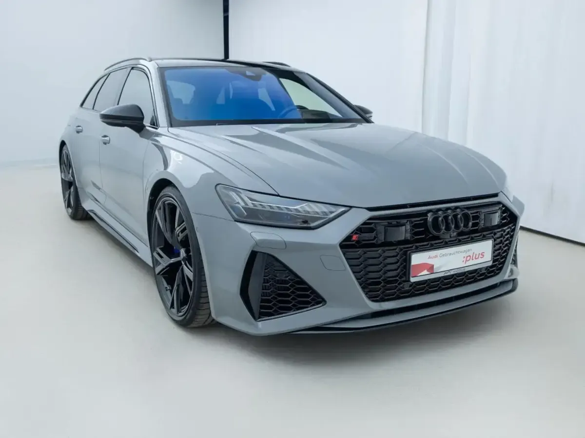 Gebraucht Audi RS6 Ambiente 600 PS (441 kW) 2023 Nardograu Kombi