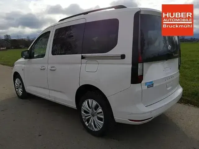 Nowe VW Caddy Basis 2026 Andere Minivan