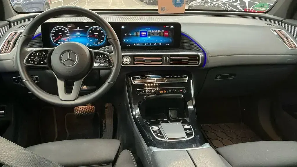 Gebraucht Mercedes EQC400 300 kW (408 PS) 2023 Graphitgrau SUV
