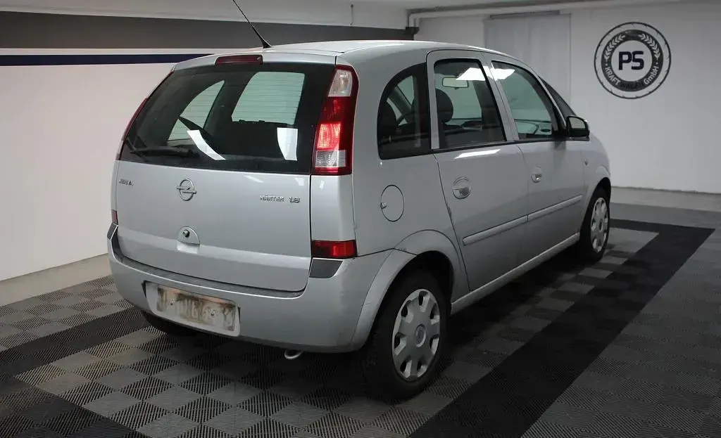Gebraucht Opel Meriva Edition 101 PS (74 kW) 2005 Silber Van / Kleinbus