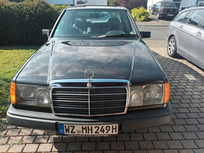 Gebraucht 1989 Mercedes 300 Limousine | 7.500 € - Bild 1/4