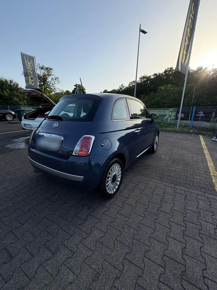 Gebraucht Fiat 500 Lounge 69 PS (50 kW) 2012 Blau Kleinwagen