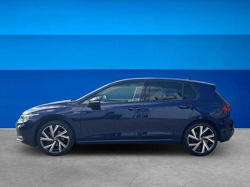Gebraucht VW Golf VIII 150 PS (110 kW) 2024 Blau Limousine