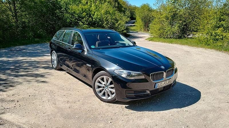 Schwarz Gebraucht 2015 BMW 535 Comfort Edition Kombi | 15.999 € (Fairer Preis) - Bild 1/4