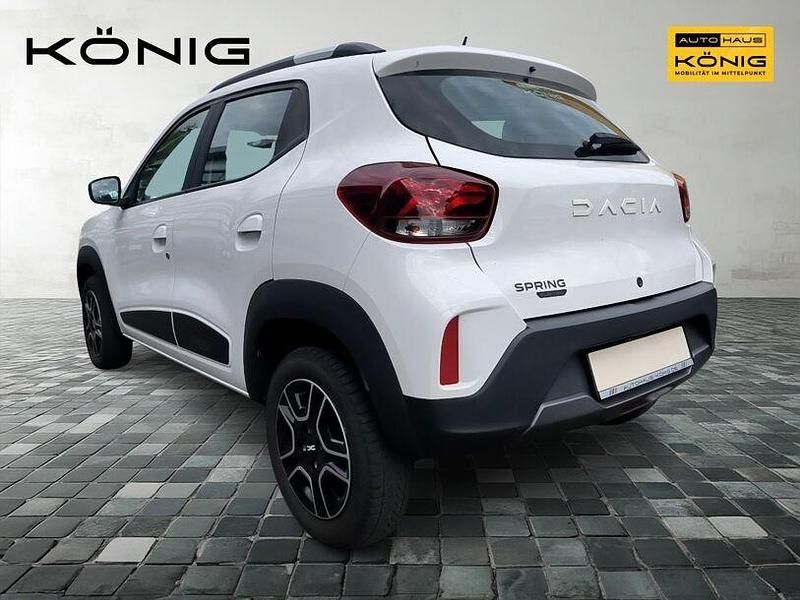 Gebraucht Dacia Spring Essentiel 33 kW (45 PS) 2023 Kaolinweiß Kleinwagen