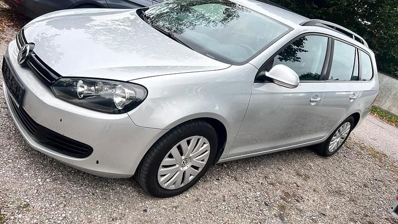 Silber Gebraucht 2013 VW Golf VI Kombi | 3.300 € (Superpreis) - Bild 1/4